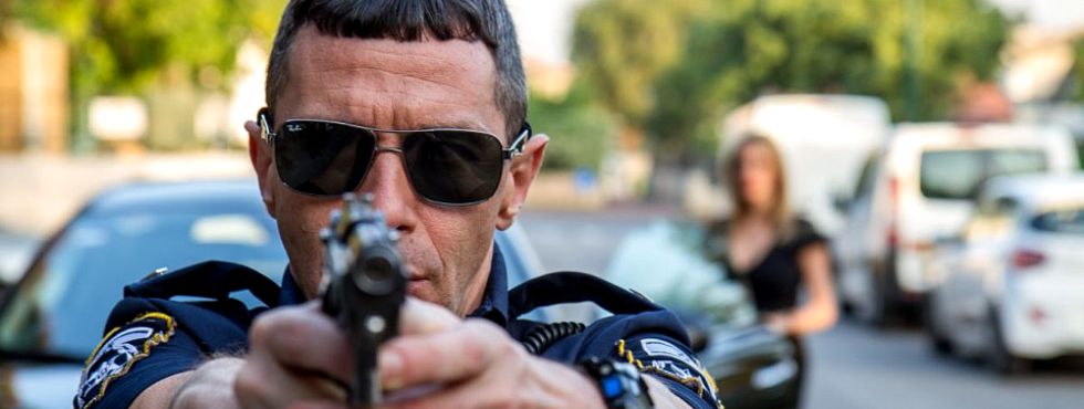 "השוטר הטוב": שוטרים, גנבים ויובל סמו